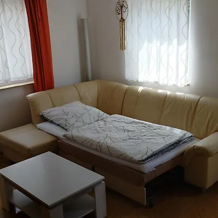 Σπίτι διακοπών Gaestehaus Mit 3 Separaten Schlafbereichen, Terrasse Und Carport *